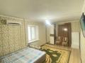 1-комнатная квартира, 37 м², 1/5 этаж посуточно, Ардагер 12 за 7 000 〒 в Атырау — фото 2