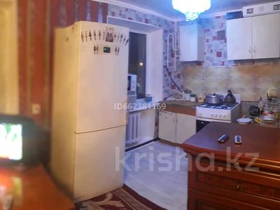1-комнатная квартира, 33 м², 2/5 этаж, Шугыла 5 — Бухарбай батыра- Муратбаева за 4.5 млн 〒 в 