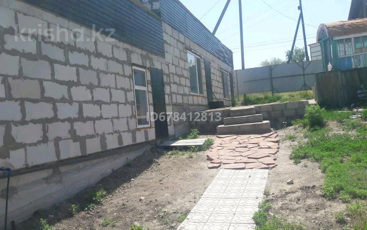 8-комнатный дом, 100 м², 10 сот., Казахстанская за 30 млн 〒 в Бурабае