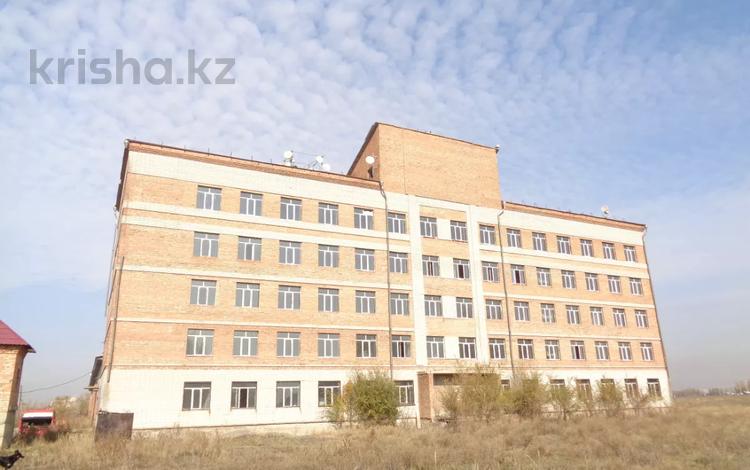 Здание, площадью 6202 м², Самарское шоссе 58 за 150 млн 〒 в Усть-Каменогорске