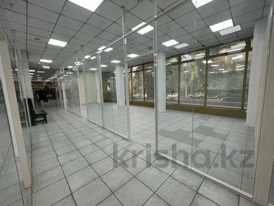 Магазин площадью 150 м², Тулебаева 172 за 750 000 〒 в Алматы